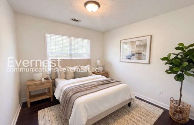 3615 Winterberry Lane Gallery 4