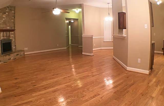 5614 Fresh Meadow Gallery 2