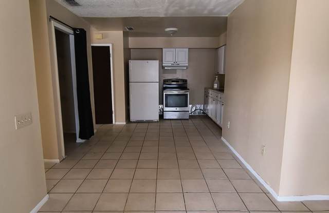 Spacious 3-Bedroom 2 Bathroom Apartment for Rent! photos photos