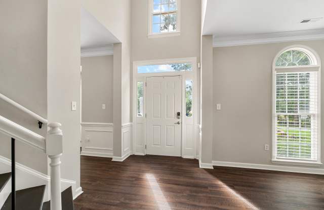1500 Candlewyck Court Gallery 3