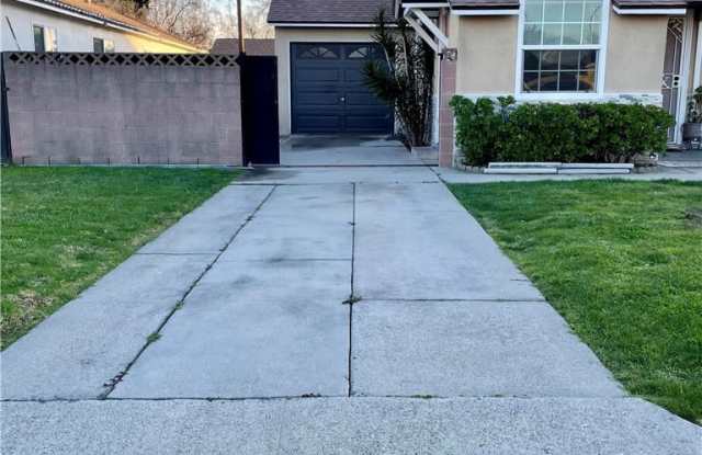 8306 Devenir Avenue Gallery 4