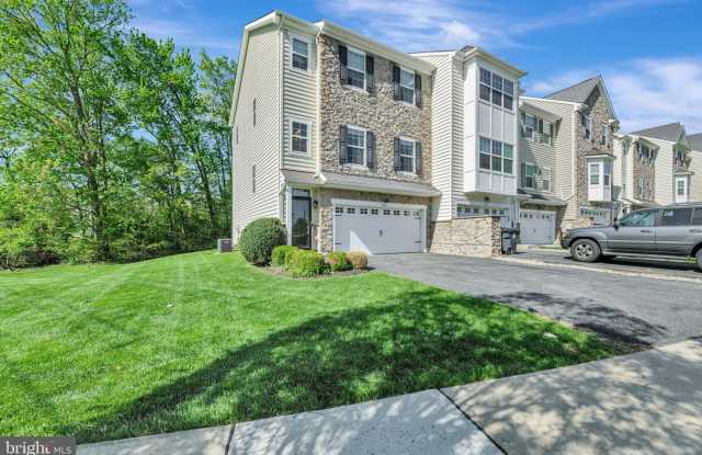 502 JACOBSEN Drive photos photos