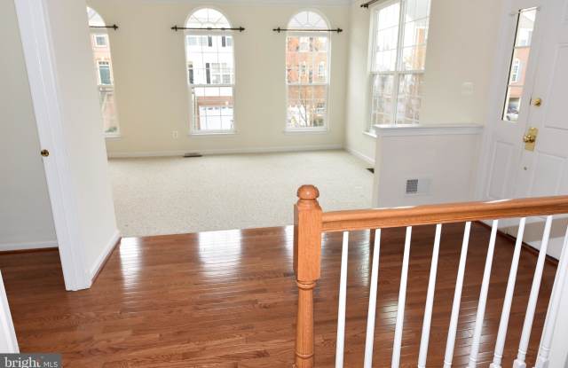 20122 PRAIRIE DUNES TERRACE Gallery 3