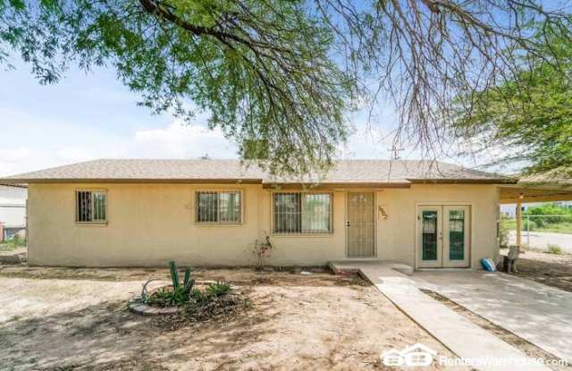 1902 East Hidalgo Vista - 1902 East Hidalgo Vista, Tucson, AZ 85713