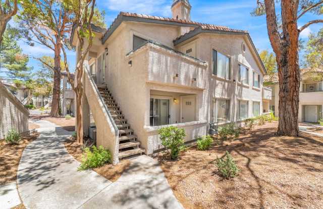 Charming First-Floor Condo in a Gated Community with Resort-Style Amenities! Gallery 4