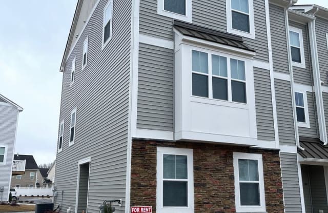 1001 Opal Street Unit 104 - 1001 Opal Street, Suffolk, VA 23435