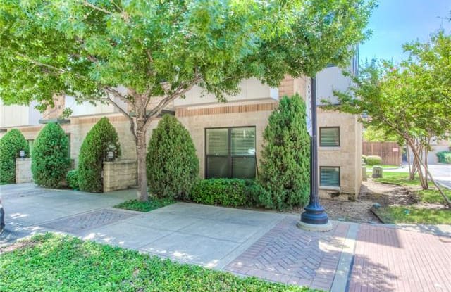 700 E Bluff Street - 700 East Bluff Street, Fort Worth, TX 76102