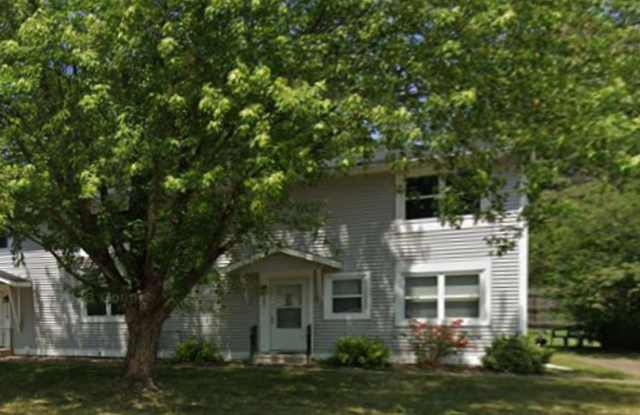 101 Mitchell Circle - **PENDING** - 101 Mitchell Circle, Duluth, MN 55811