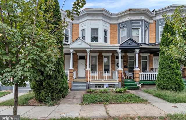 3027 WALBROOK Avenue Gallery 1