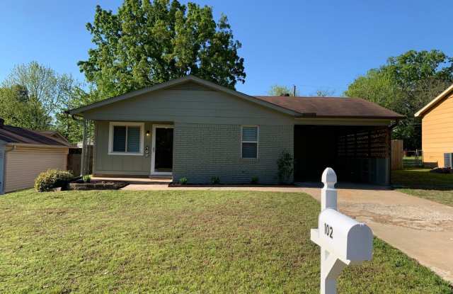 102 Heather Dr., Sherwood AR 72120 - Immaculately kept and updated 3br 1.5ba w/fenced yard photos photos