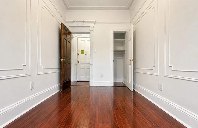208 Hancock St Apt 3F Gallery 3