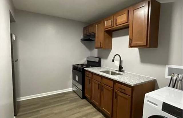 2699 West Garrison Avenue photos photos