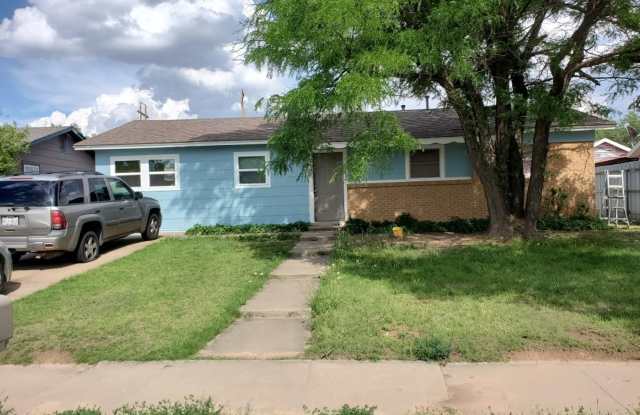2510 N Wilson St photos photos