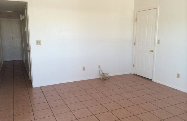820 E Pastime Road Gallery 2