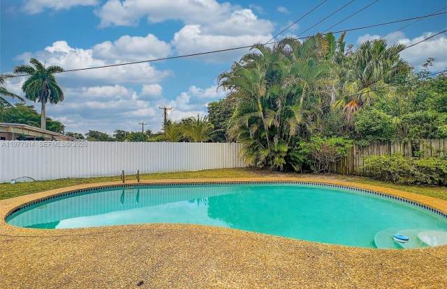 192 SW 62nd Ter photos photos