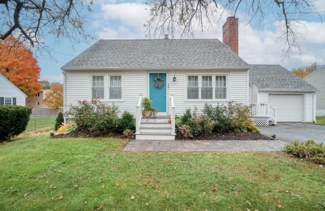 13 Douglass Way - 13 Douglass Way, Exeter, NH 03833