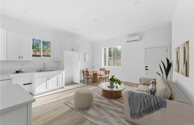 Modern living in this brand new 3 bedroom 3 bathroom home photos photos