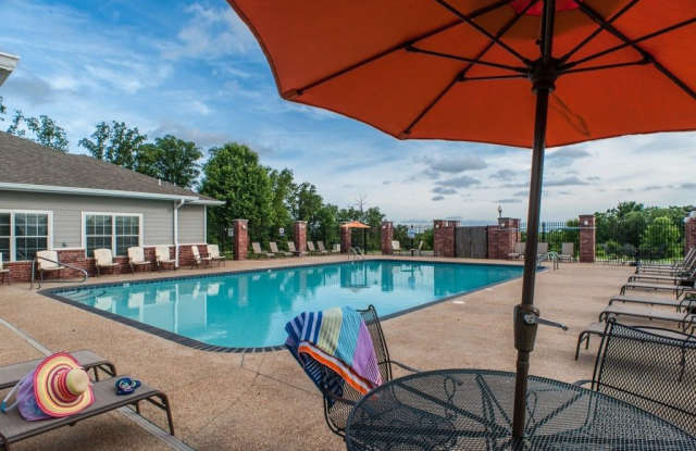Foothills Apartments Gallery 3