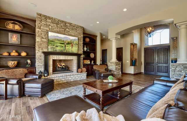 11741 E Parkview Lane Gallery 3