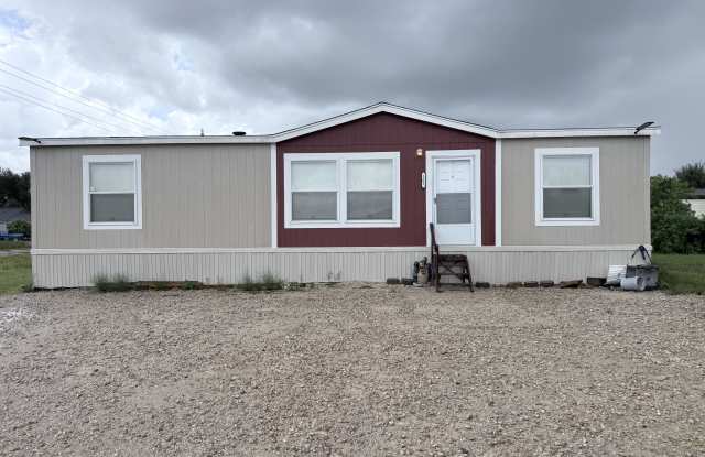 261 Road 5609 Gallery 1