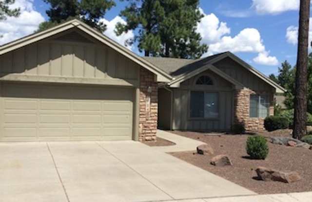 Sweet 3 bedroom single level home in Boulder Point - 1784 West Soft Wind Lane, Flagstaff, AZ 86001