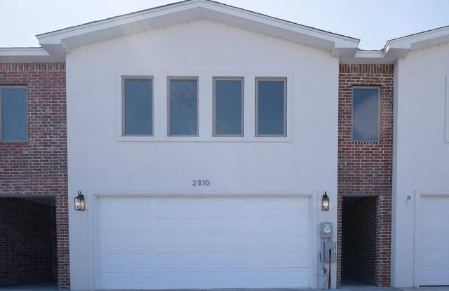 2810 Conner photos photos