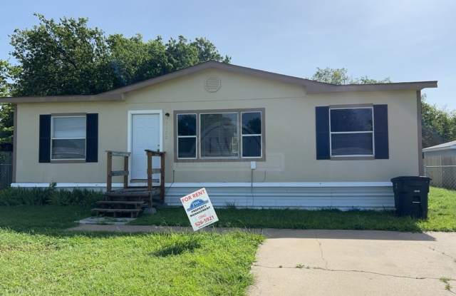 3100 Cantabrian Dr, Killeen, Texas - 3100 Cantabrian Drive, Killeen, TX 76542