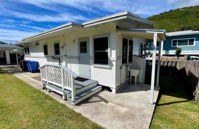 Charming Home in Manoa (3/1.5/2) Available NOW - 2354 Beckwith Street, Honolulu, HI 96822