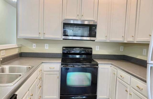 15457 TullyHouse Ct Gallery 2