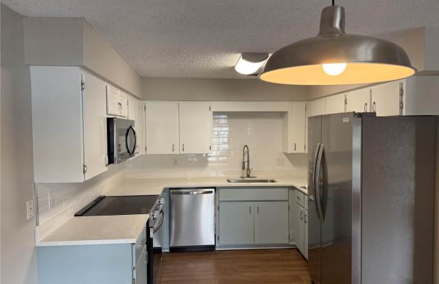 127-133 SE 13th Ave photos photos 127-133 SE 13th Ave photos photos