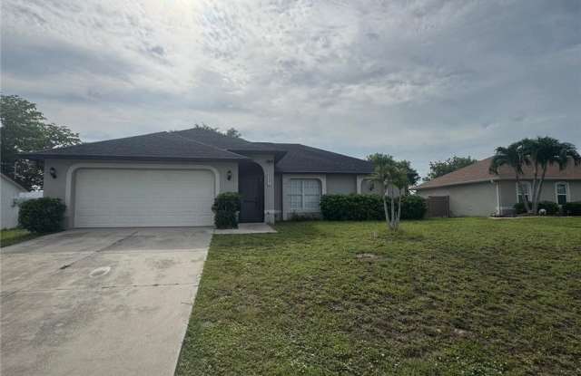 2227 SW 5th Avenue photos photos