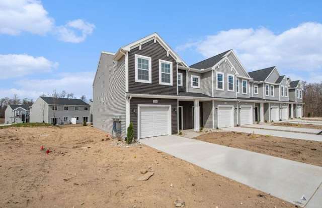 1300 Trail View Drive - 1300 Trail View Drive, Greenville, MI 48838