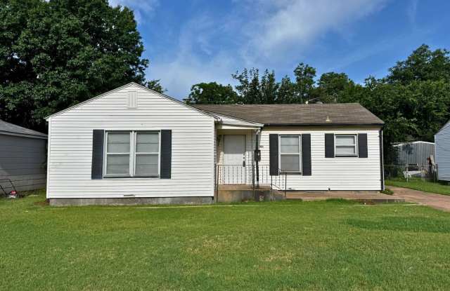 Conveniently located 2 Bed 1 Bath in Faith Village! photos photos