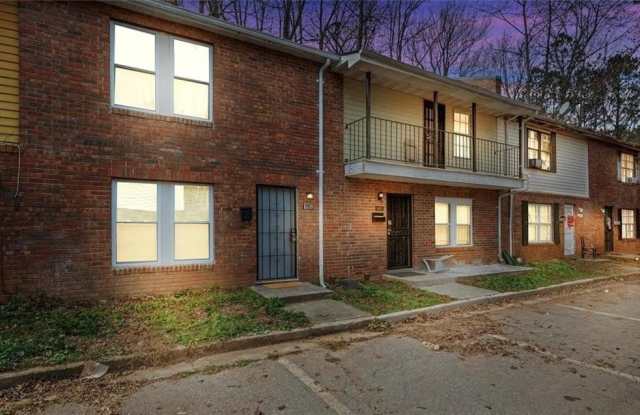 1903 Whitehall Forest Court SE - 1903 Whitehall Forest Court Southeast, DeKalb County, GA 30316