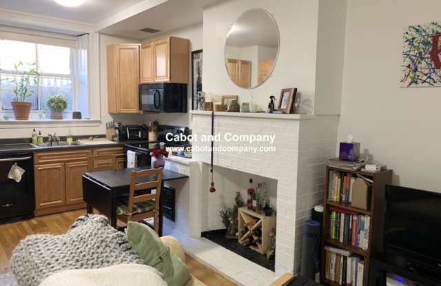139 Beacon St. photos photos