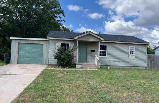 2 Bed 1 Bath Newly Remodeled Home in Del City - 3109 Southeast 21st Street, Del City, OK 73115