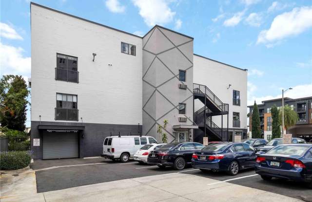 Stunning downtown condo waiting for you to call it home photos photos