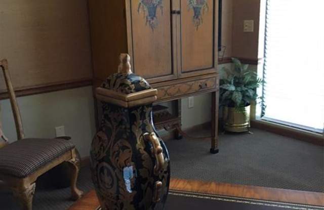 11285 Elkins Road Gallery 2