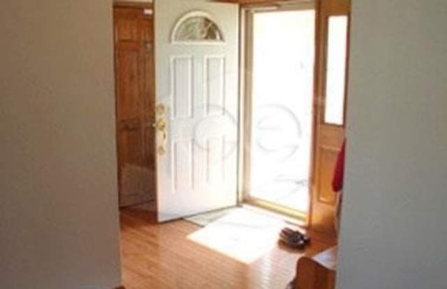 107 HARBOR POINTE Gallery 2