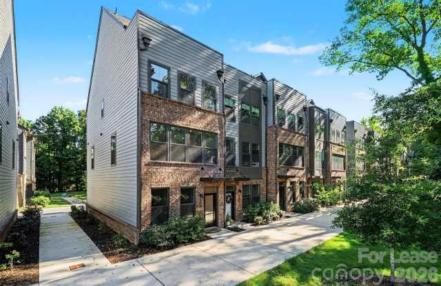 300 Twinflower Lane Gallery 3