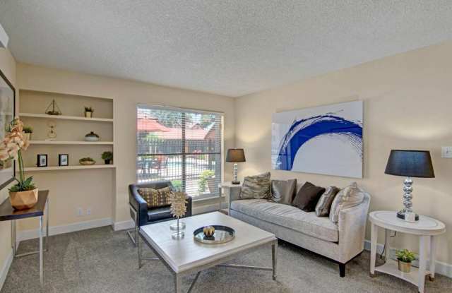Motif Apartment Homes Gallery 4
