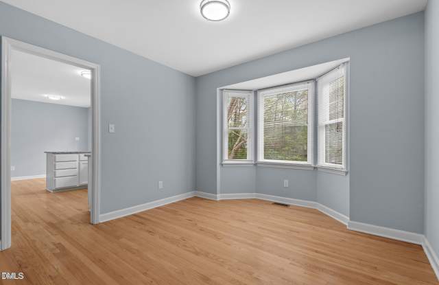 302 Rushingwater Drive Gallery 3