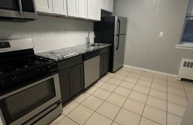 819 Bloomfield Ave photos photos