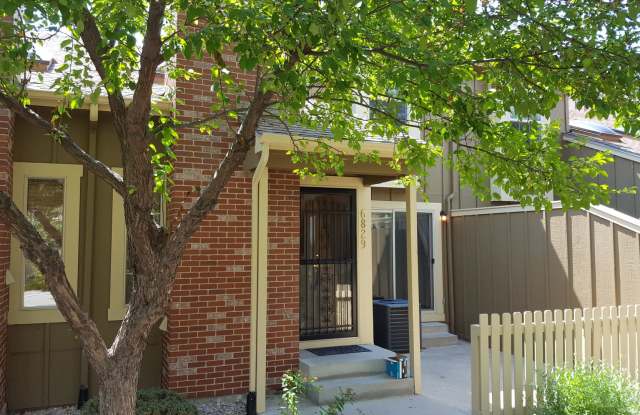 Nice 3 bedroom, 2 1/2 bath Townhome in North Colorado Springs photos photos