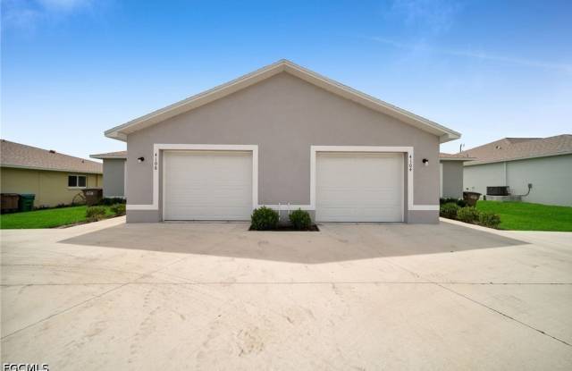 4106 SW 7th Place Gallery 3