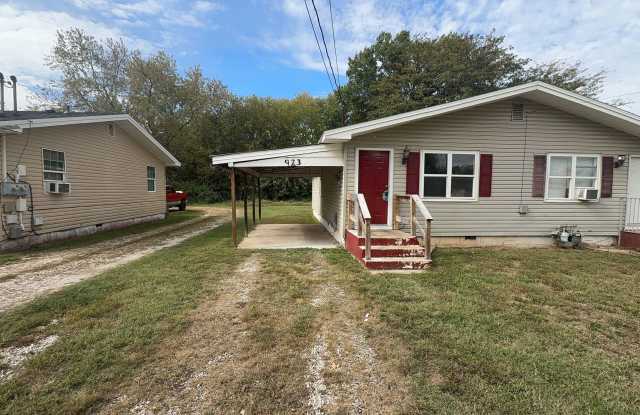 2 Bedroom Duplex Available Now! Gallery 1