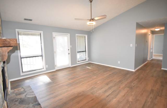 Coming Soon! 2 Bedroom and 2 Bath Condo (No Pets) photos photos