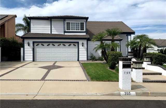 765 Featherwood Drive photos photos