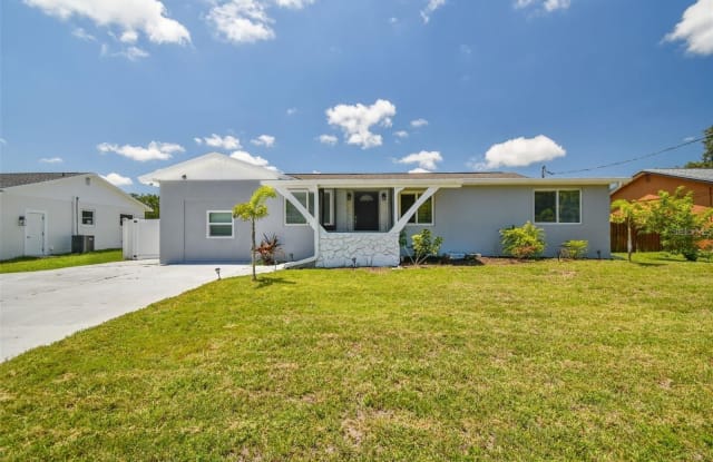 528 FOX RUN TRAIL - 528 Fox Run Trail, Apollo Beach, FL 33572