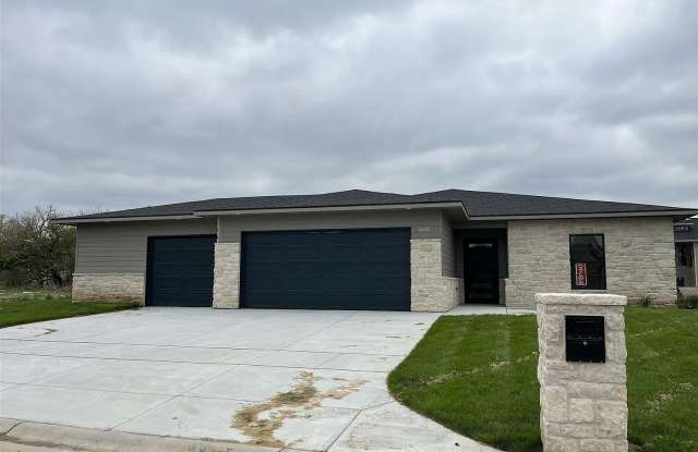4658 West Emerald Bay Court Gallery 1